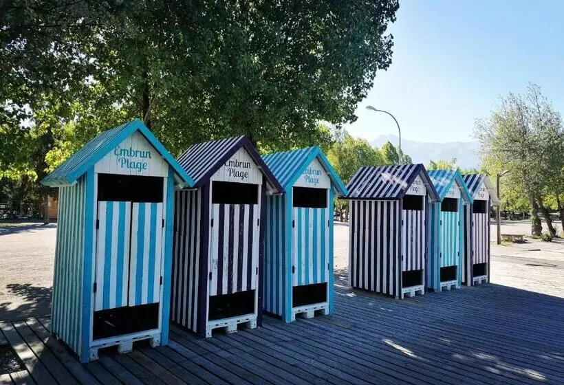 T3 Au Plan D’eau D’embrun Avec Garage Et Terrasse