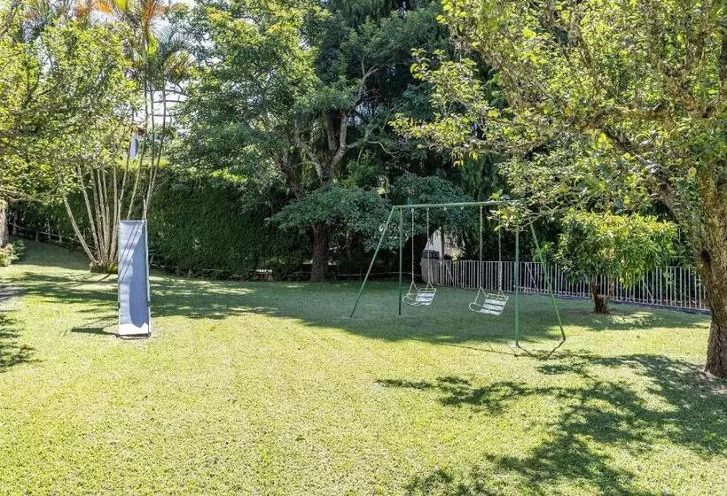 Aconchegante Sítio Na Serra Com Piscina Em Itaipava 26 Hóspedes