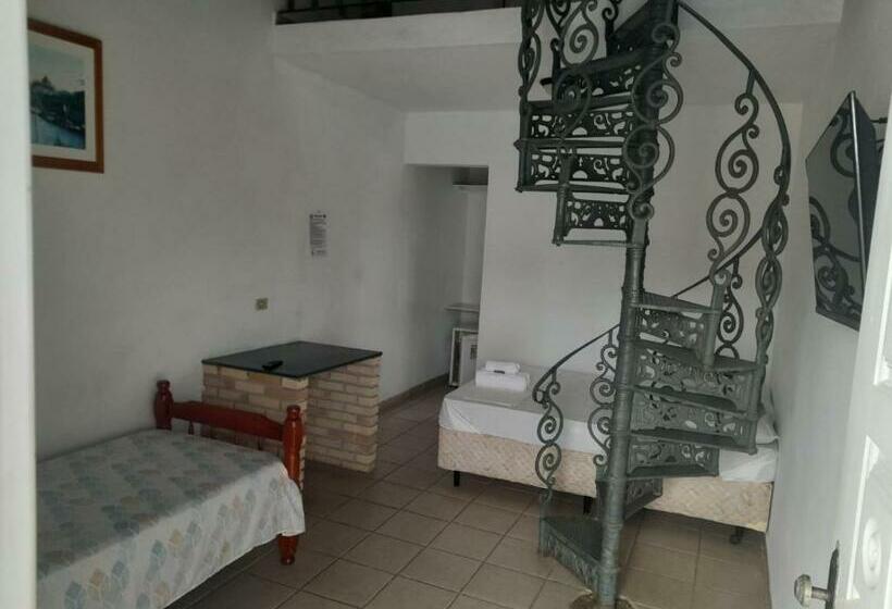 הוסטל Pousada Mares