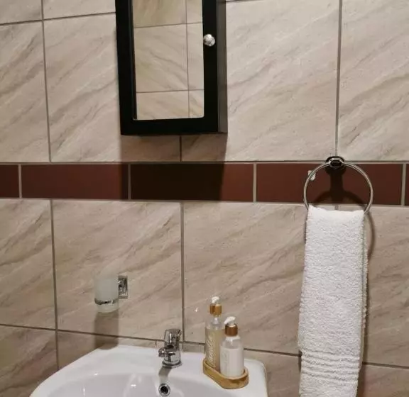 Beautiful & Serene Airbnb House