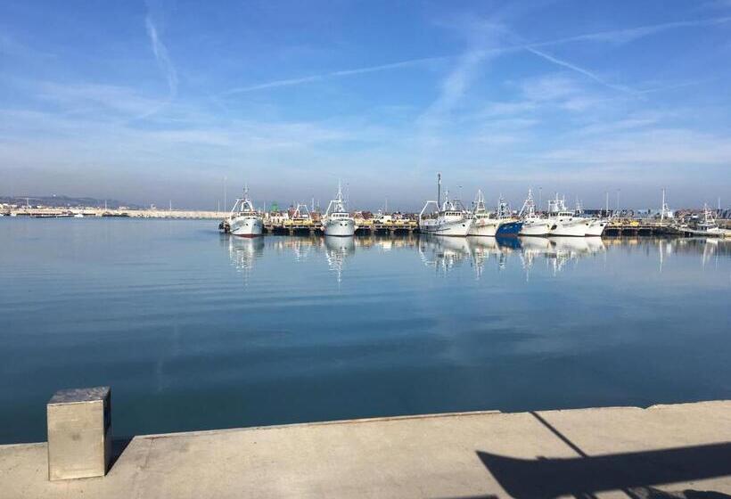 تختخواب و صبحانه A Casa Di Tati