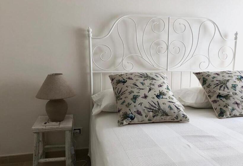 تختخواب و صبحانه A Casa Di Tati