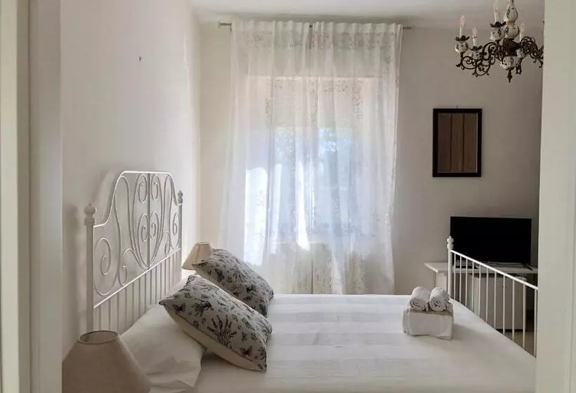 Aamiaismajoitus (B&B) A Casa Di Tati