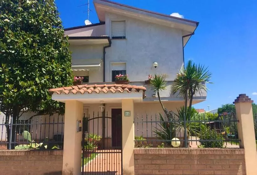 Aamiaismajoitus (B&B) A Casa Di Tati