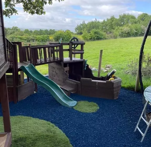 The Stables At Lower Carr Barn