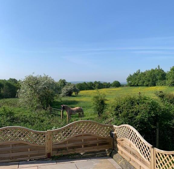 The Stables At Lower Carr Barn