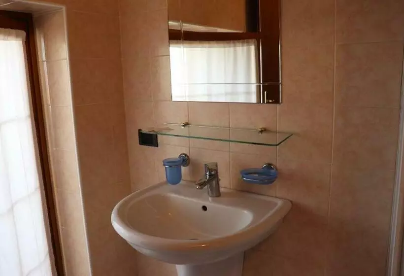 Hotelli Le Camere Dell Ancora