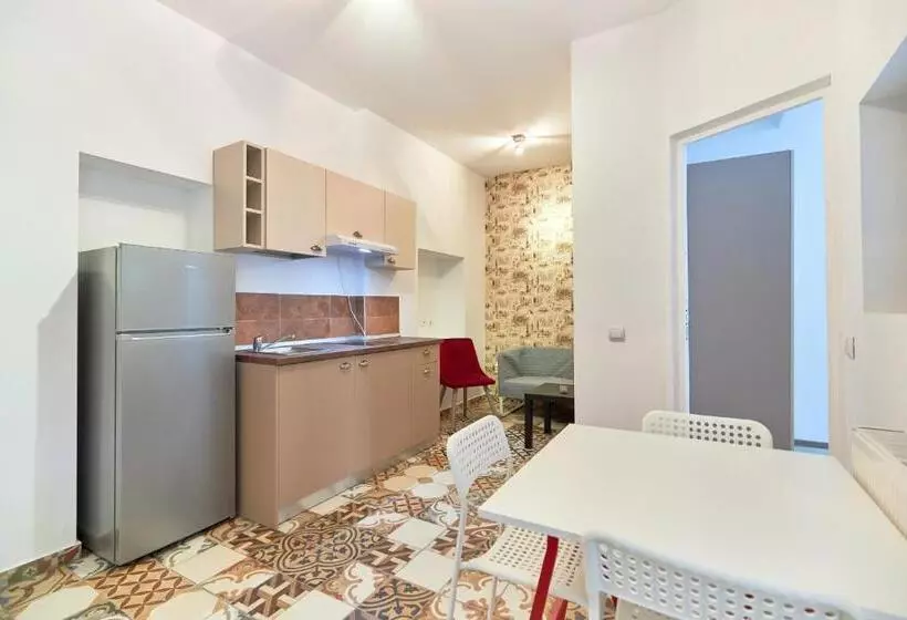 Stanford Aparthotel Gara De Nord