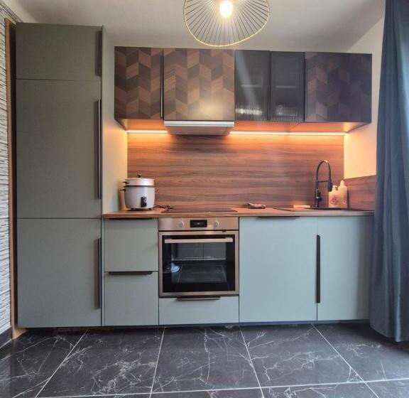 La Lampaulaise Sur Le Gr34 Plage/calme/jardin