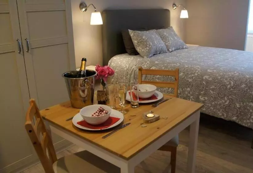 Les Petits Nids De Nina 1