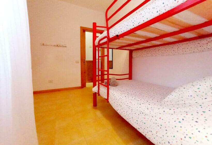 Lima Limon By The Sea, 2 Bedrooms, Central, High Speed Internet, Desk