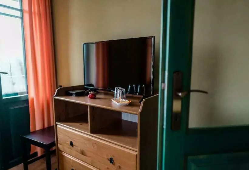 Majatalo Na Kopečku Ad 1795   Penzion S Wellness, Restaurací Vniřní I Venkovní V Zahradě