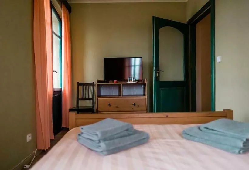 Majatalo Na Kopečku Ad 1795   Penzion S Wellness, Restaurací Vniřní I Venkovní V Zahradě