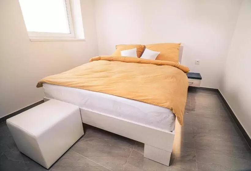 ペンション Penzion Vinařství Mikulica