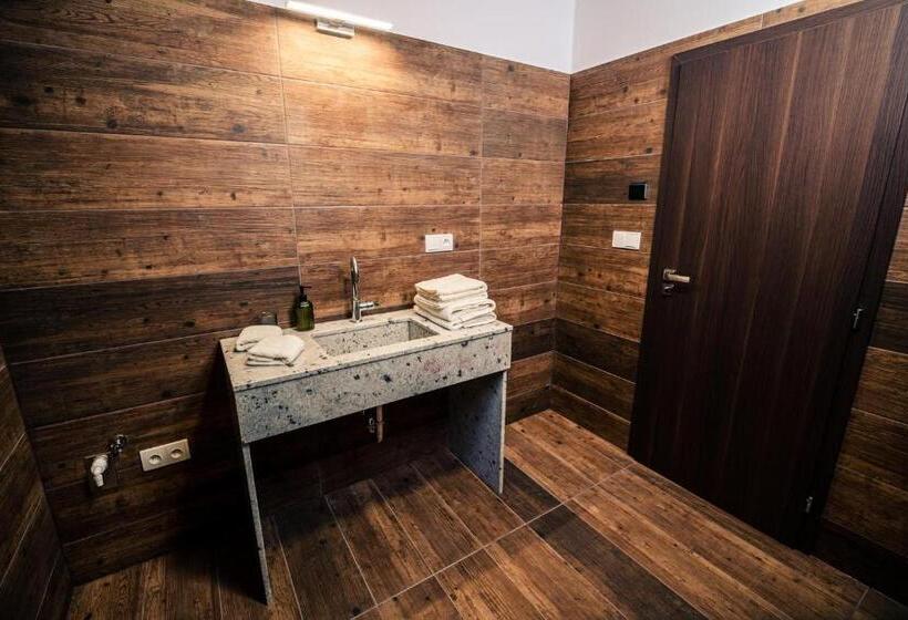 ペンション Penzion Vinařství Mikulica