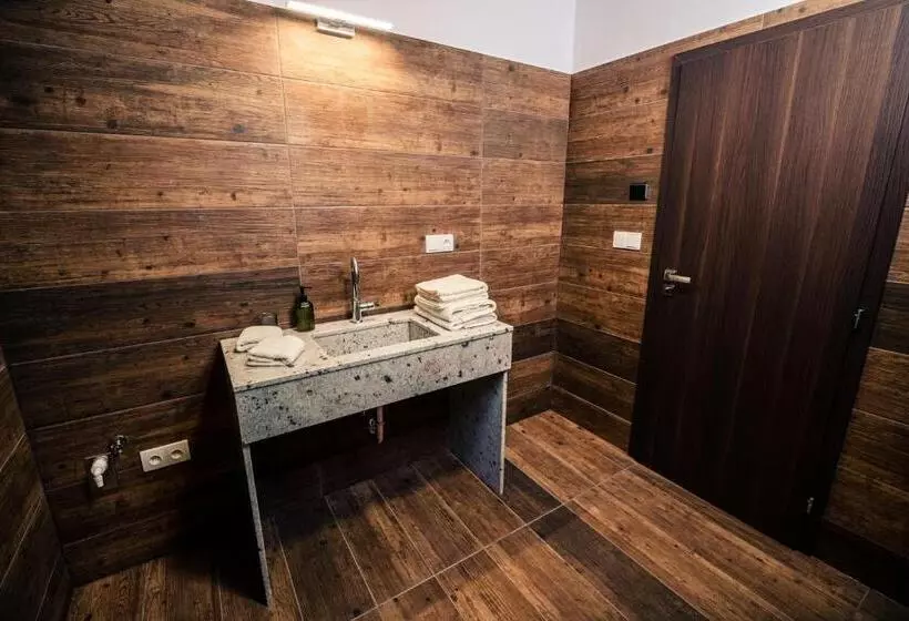 ペンション Penzion Vinařství Mikulica