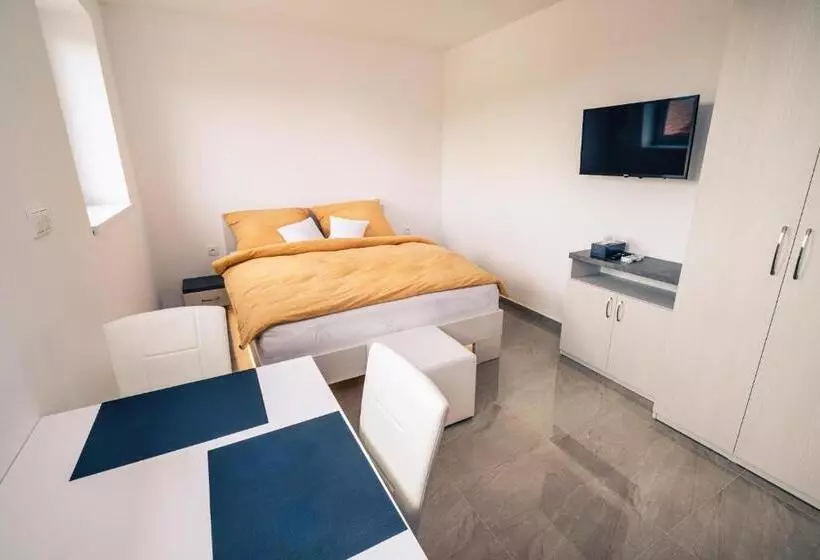 ペンション Penzion Vinařství Mikulica