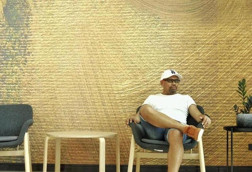 The Rest Hotel ประจวบ