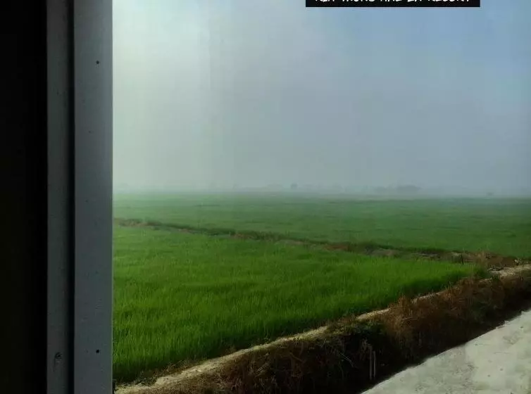 ริมทุ่งแม่ลา รีสอร์ท Rim Thung Mae La Resort