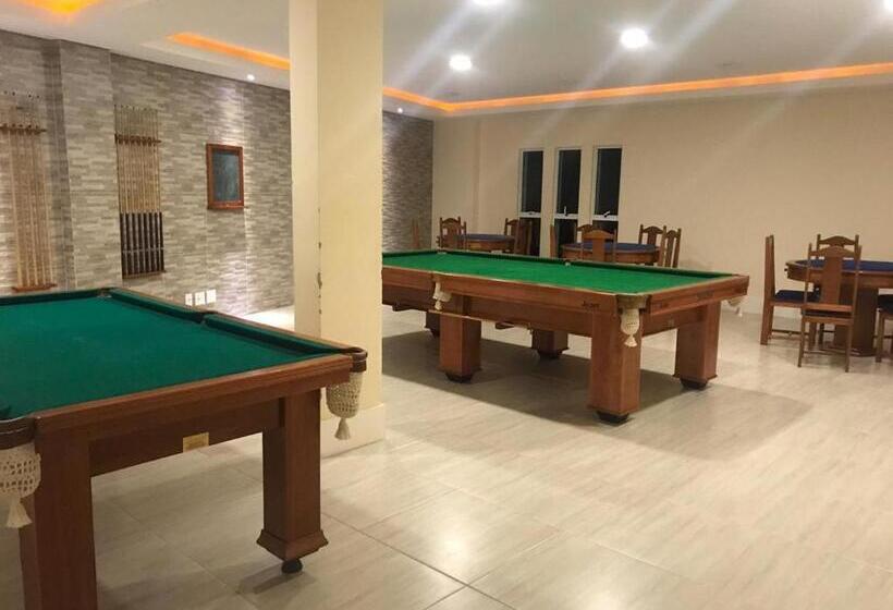 Arraial Do Cabo Golden Lake