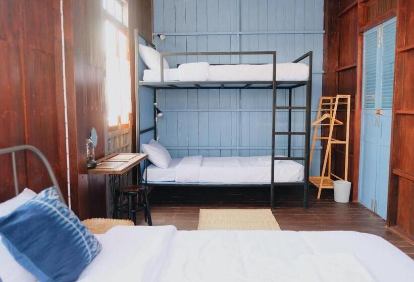 Bed and Breakfast บ้านเสงี่ยม มณี Baan Sa Ngiam Manee