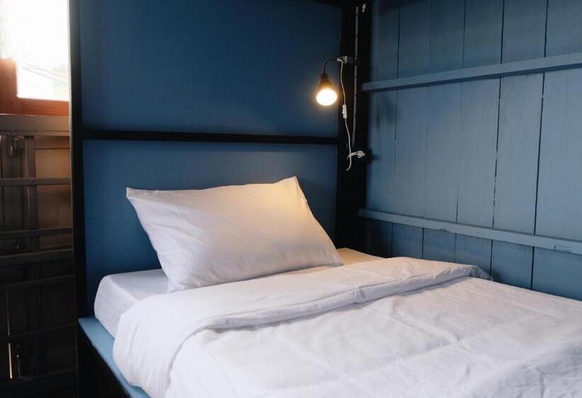 Bed and Breakfast บ้านเสงี่ยม มณี Baan Sa Ngiam Manee