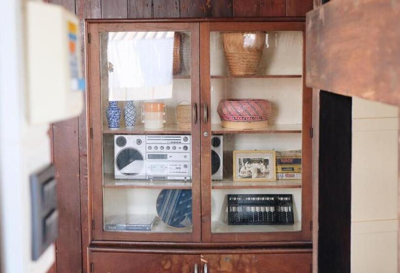 Bed and Breakfast บ้านเสงี่ยม มณี Baan Sa Ngiam Manee