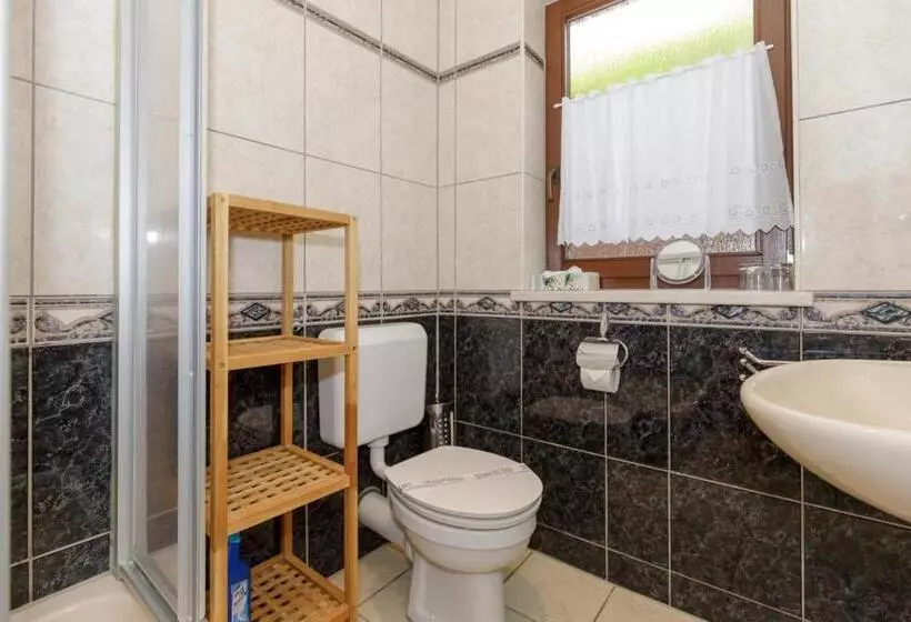 Fewo Molli Mit Terrasse In Kühlungsborn