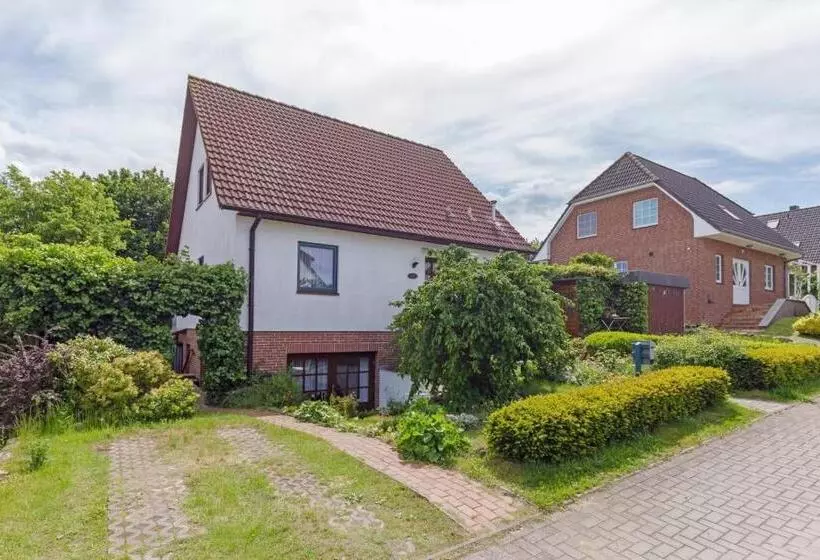 Fewo Molli Mit Terrasse In Kühlungsborn