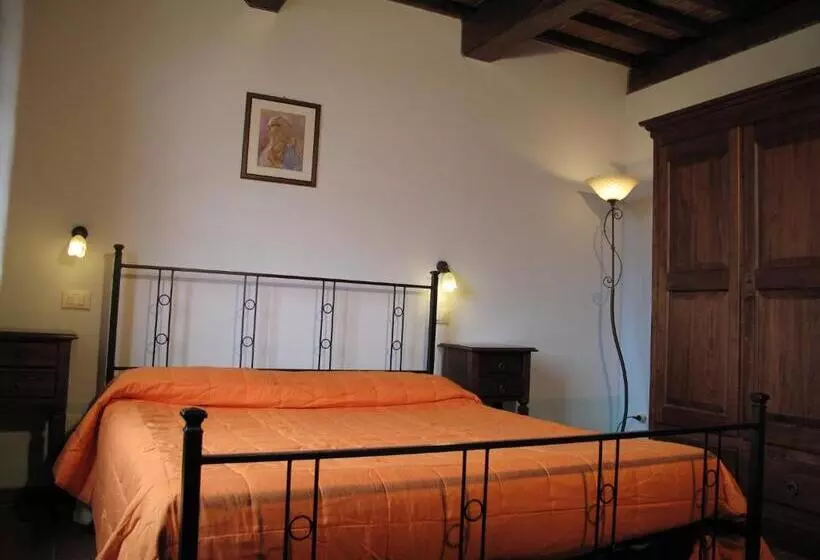 ホテル Agriturismo La Fonte