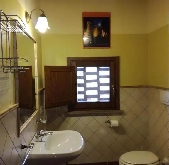ホテル Agriturismo La Fonte