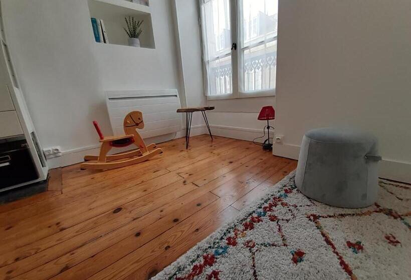 Le Taylor Hypercentre, Spacieux & Lumineux