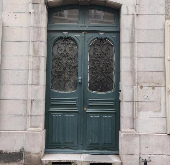 Le Taylor Hypercentre, Spacieux & Lumineux