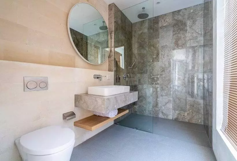 Om Cemagi Beach Villa Canggu