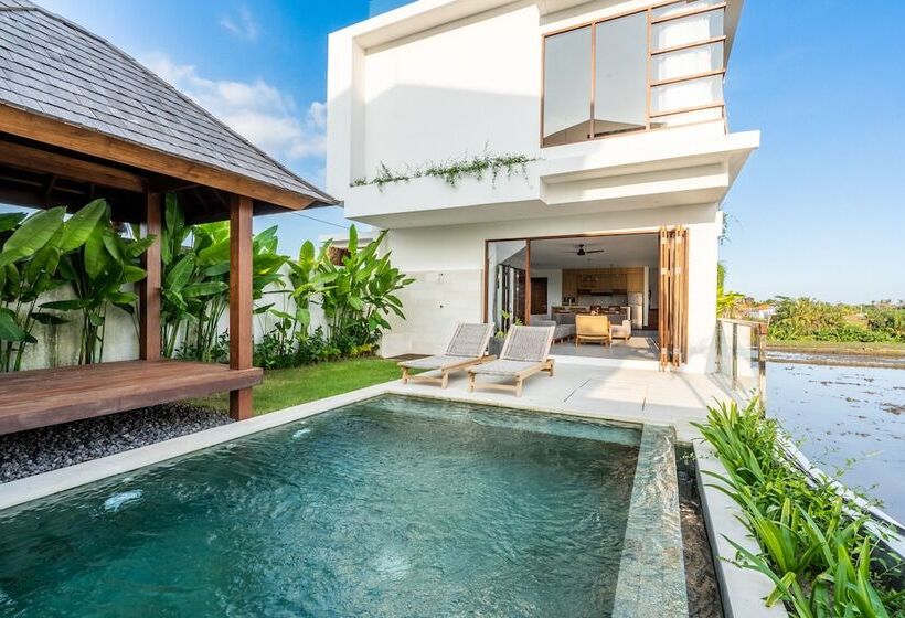 Om Cemagi Beach Villa Canggu