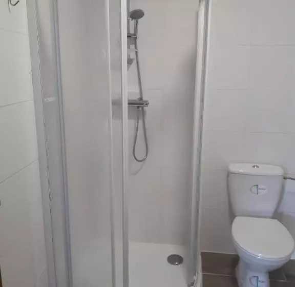 Majatalo Penzion Loren