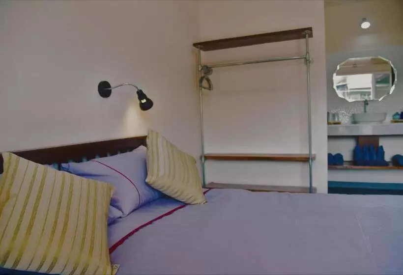 تختخواب و صبحانه Boutique Family Room Phitsanulok
