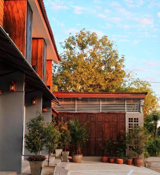 민박 Boutique Family Room Phitsanulok