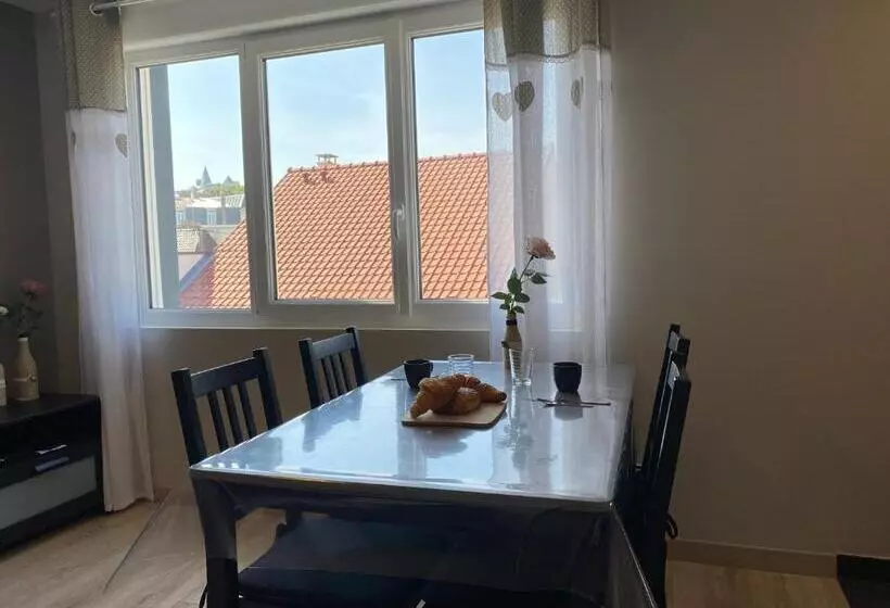 Champêtre   Gîte Entièrement Neuf à 100 Mètres De La Plage