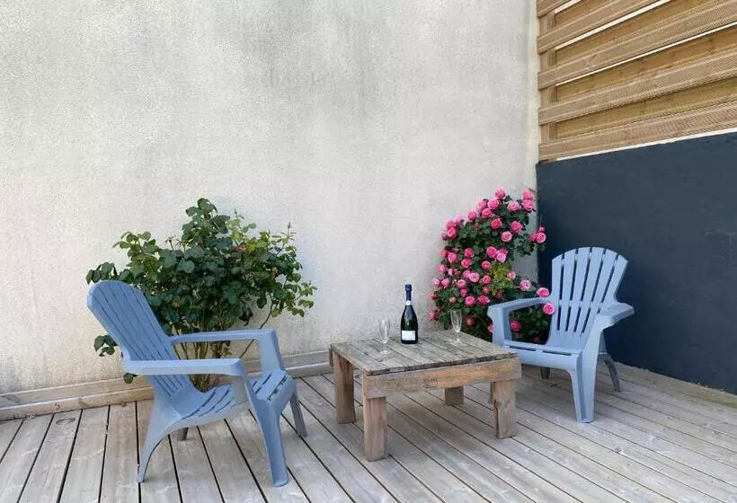 Champêtre   Gîte Entièrement Neuf à 100 Mètres De La Plage