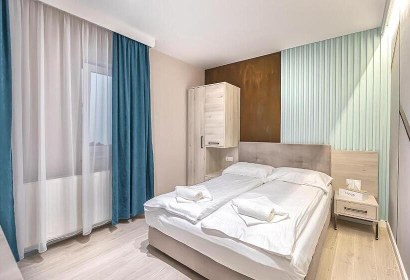 بنسيون Casa Sedra