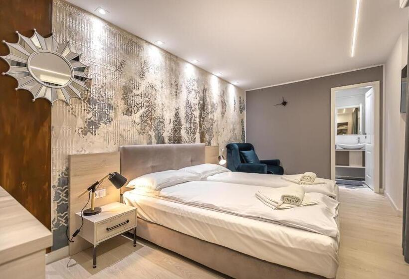 بنسيون Casa Sedra