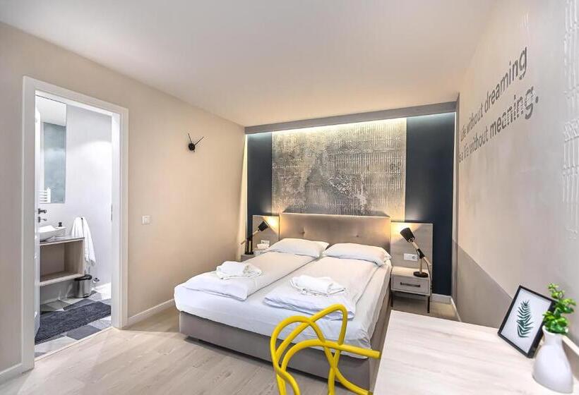 بنسيون Casa Sedra