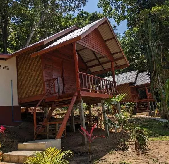 リゾートホテル Cha Cha Bungalow