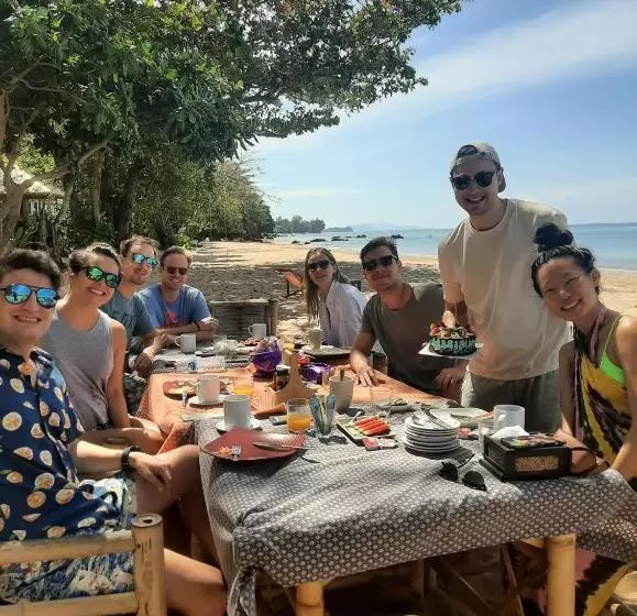 リゾートホテル Cha Cha Bungalow