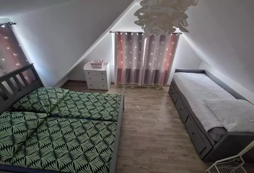Schicke Neue Ferienwohnung