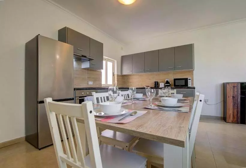Violet Court Apartments And Penthouse In St Julian S By Shortletsmalta