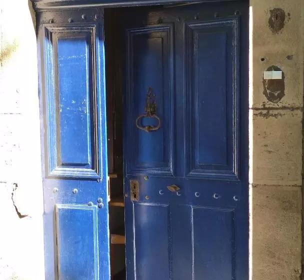 Appartement De 100m² Avec Parking