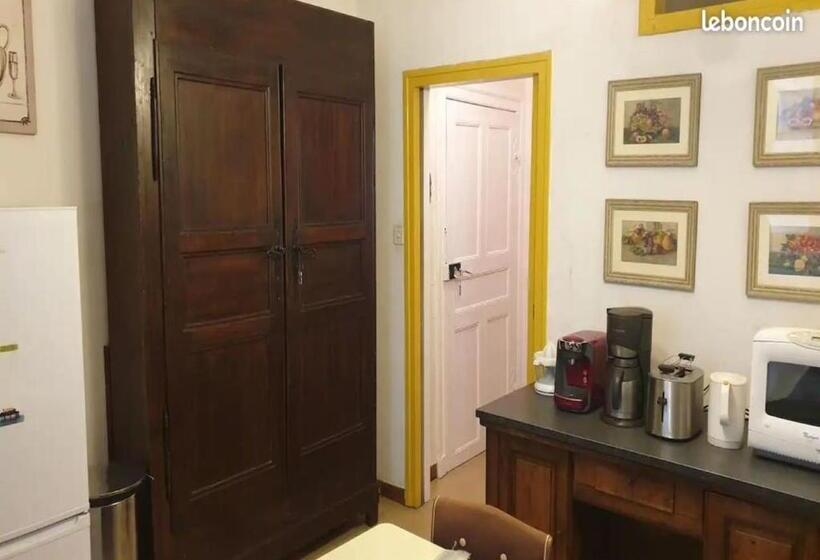 Appartement De 100m² Avec Parking