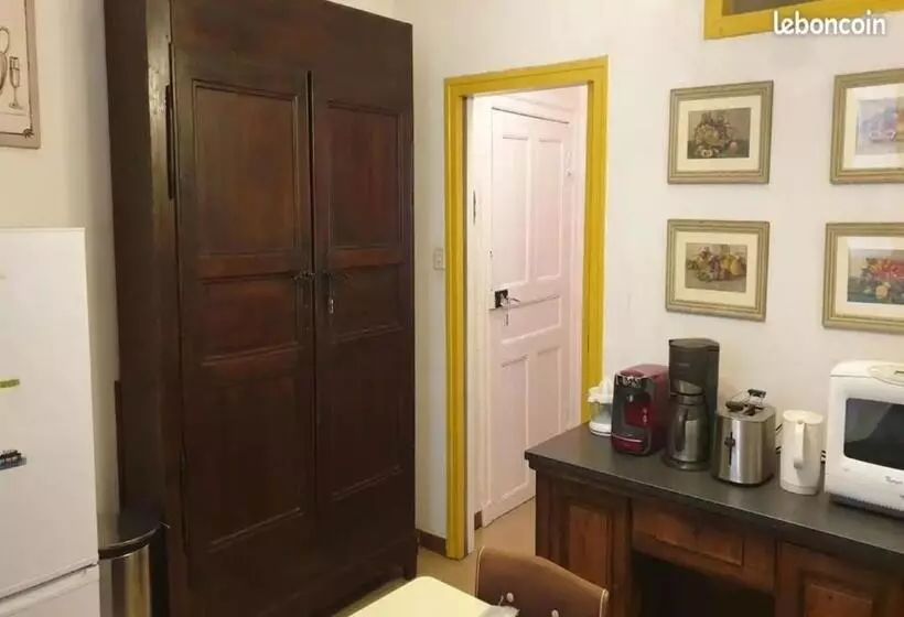 Appartement De 100m² Avec Parking